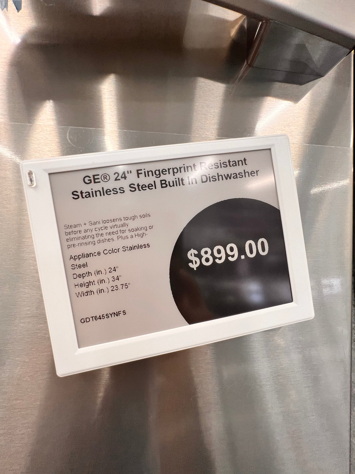 GE 24 inch fingerprint resistant stainless steel built-in dishwasher. GDT645SYMFS.