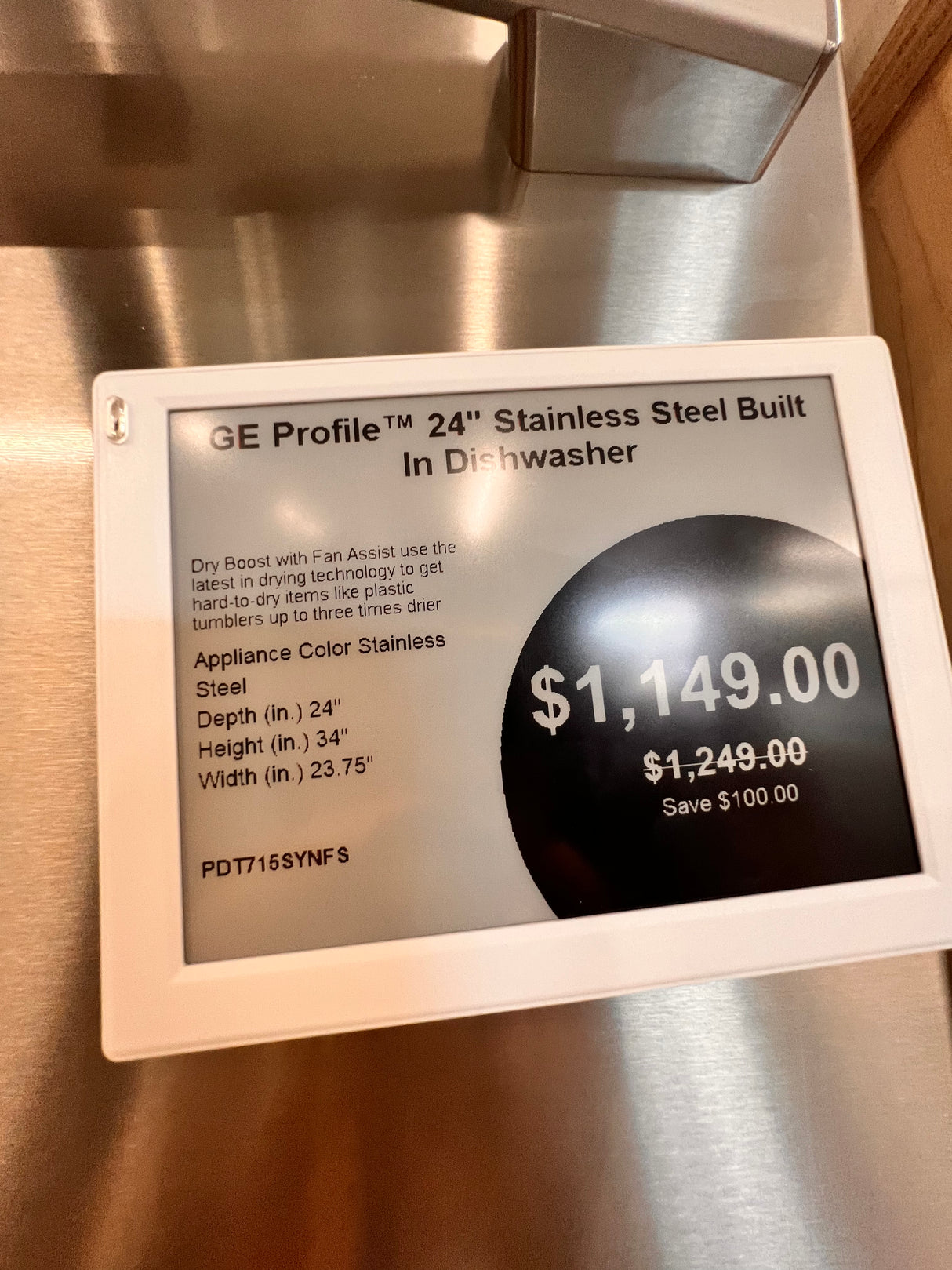 GE profile 24 inch stainless steel built-in dishwasher. PDT715SYNFS.