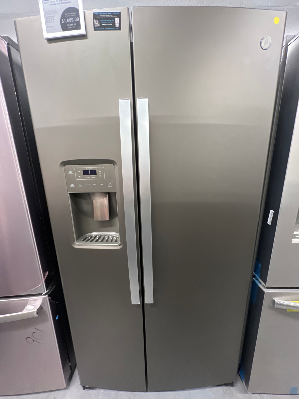 GZS22IMNES GE 21.8 Cu. Ft. Slate Counter Depth Side By Side Refrigerator